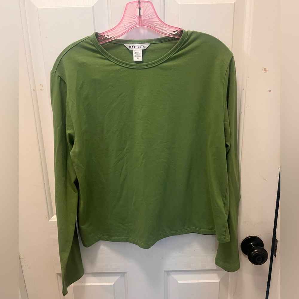 EUC Athleta Cropped Crew Neck Long Sleeved Tee - Green - Sz Medium